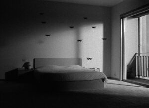 Ruben Bellinkx, The Black Sun (Drones) 2022, filmstill,. Courtesy Ruben Bellinkx, Galerie Maurits van de Laar